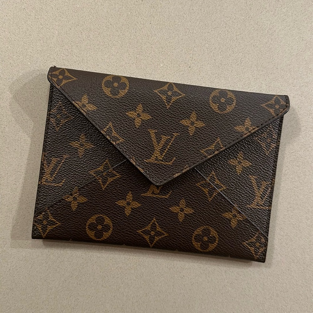 Louis Vuitton leather envelope small clutch